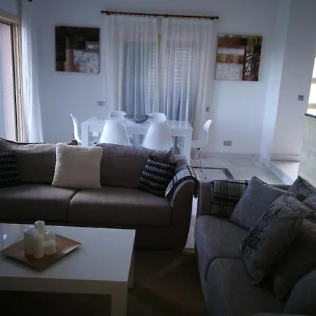 阿莫罗萨别墅 别墅 Polis