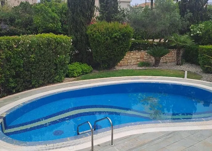 アモローサ ヴィラズ *